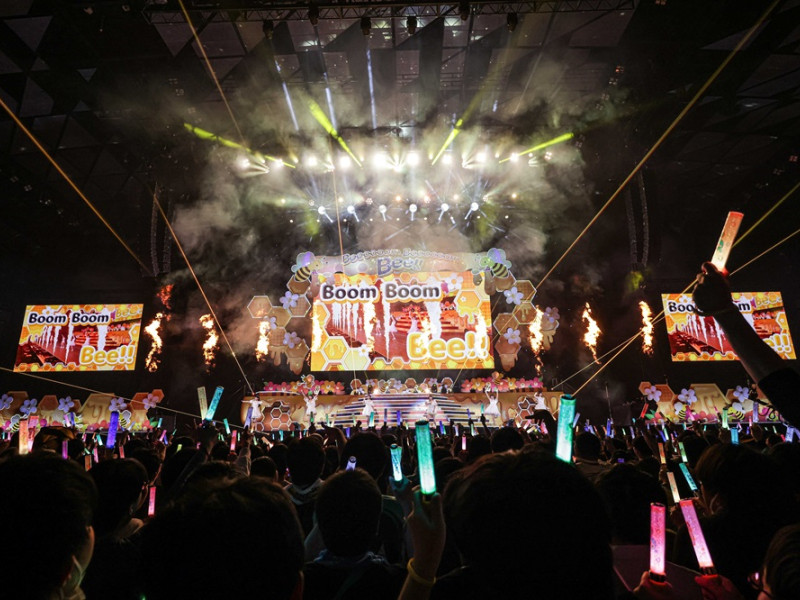 【セットリスト(写真あり)】ラブライブ！虹ヶ咲学園スクールアイドル同好会 FLOWER MUSIC LIVE『Boooooom Boooooom Bee!!』